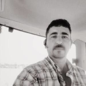 Meet your Posher, Servando